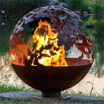 la boule de 80cm Dia Butterfly Theme Corten Steel a formé le feu Pit For Patio Heater